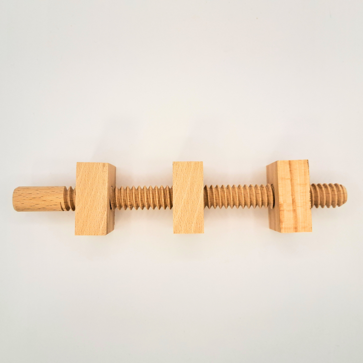 Lot de 3 écrous & 1 filetage long en bois